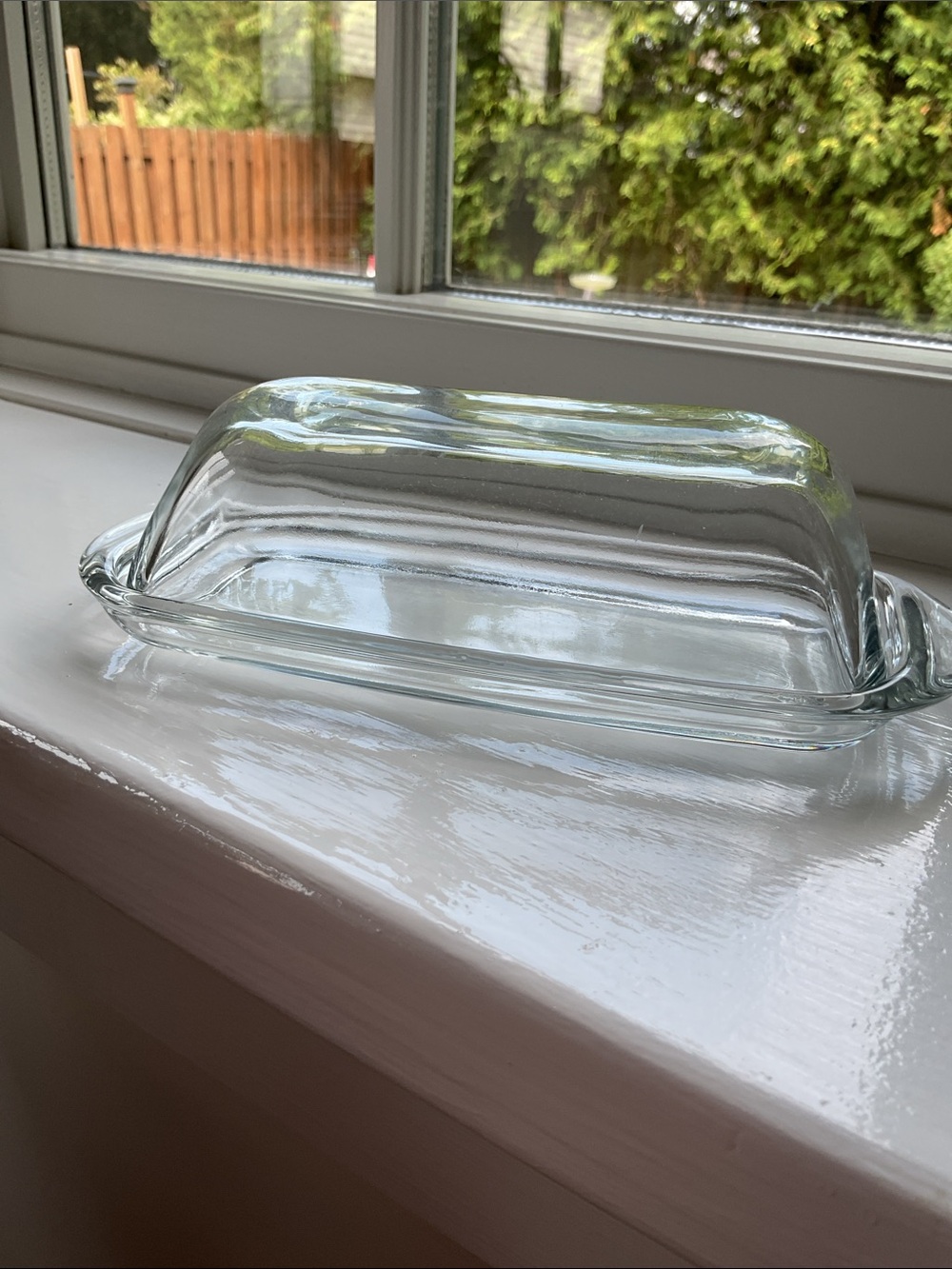 Vintage SMOOTH BUTTER DISH (HOLDS 1 STICK)